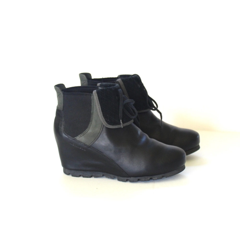 Merrell Eve Wedgetarian Cuffed Wedge Ankle Booties